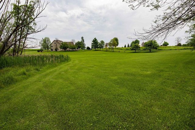 3986 LILY LAKE ROAD, Green Bay, WI 54311