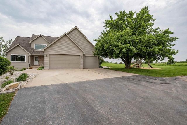 3986 LILY LAKE ROAD, Green Bay, WI 54311