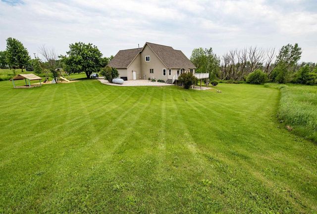 3986 LILY LAKE ROAD, Green Bay, WI 54311
