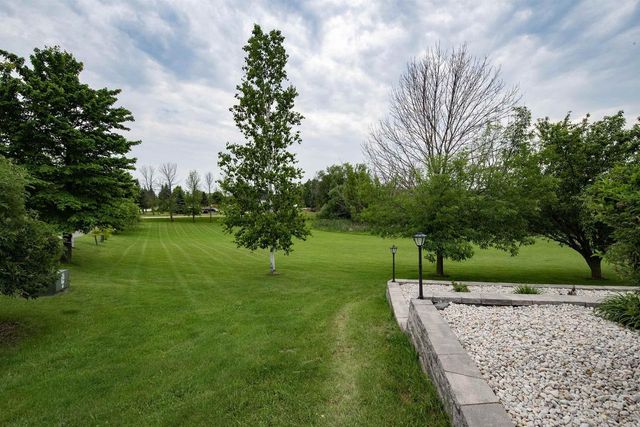 3986 LILY LAKE ROAD, Green Bay, WI 54311