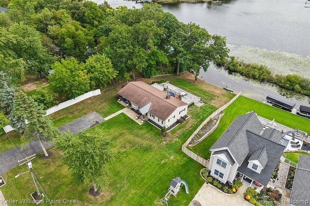 4890 Clinton Drive, Clarkston, MI 48346