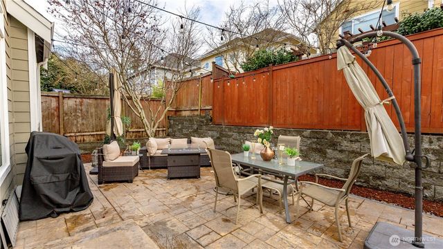 1829 SE 8th Place, Renton, WA 98057