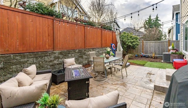 1829 SE 8th Place, Renton, WA 98057