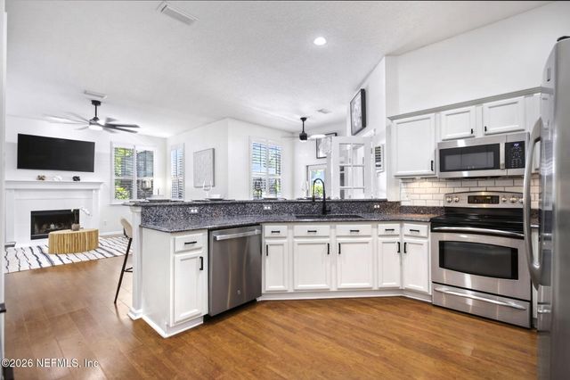 2304 EMILYS Way, Fleming Island, FL 32003