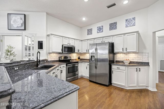 2304 EMILYS Way, Fleming Island, FL 32003