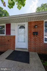 1754 HERITAGE AVE, Lancaster, PA 17603