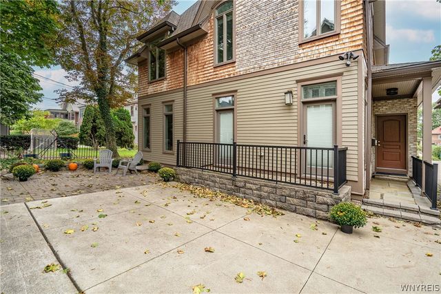 761 Lafayette Avenue, Buffalo, NY 14222