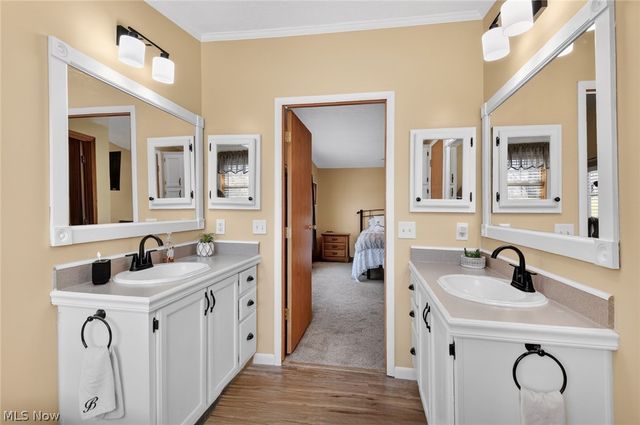 7702 North Ridge Place, Lisbon, OH 44432