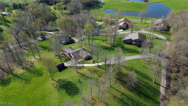 7702 North Ridge Place, Lisbon, OH 44432