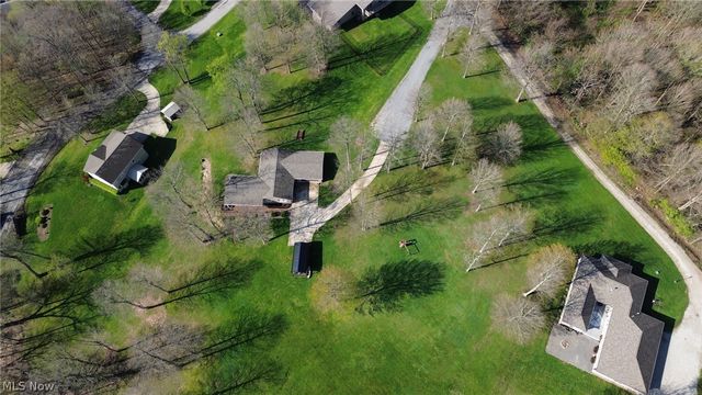 7702 North Ridge Place, Lisbon, OH 44432