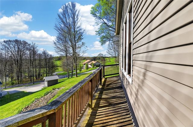 7702 North Ridge Place, Lisbon, OH 44432