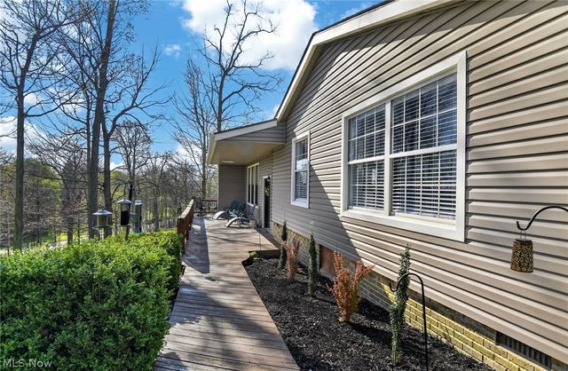 7702 North Ridge Place, Lisbon, OH 44432
