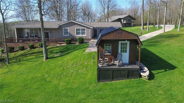 7702 North Ridge Place, Lisbon, OH 44432