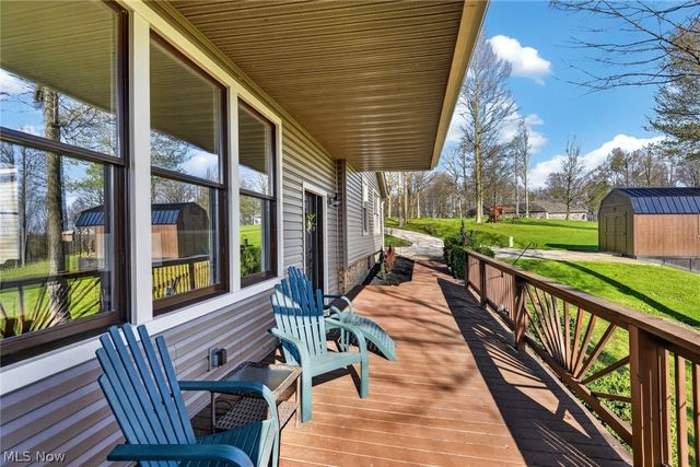 7702 North Ridge Place, Lisbon, OH 44432