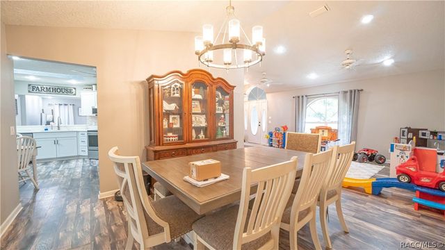 608 N Heathrow Drive, Lecanto, FL 34461