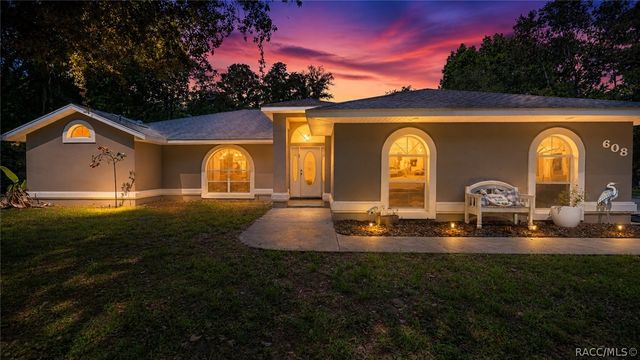 608 N Heathrow Drive, Lecanto, FL 34461