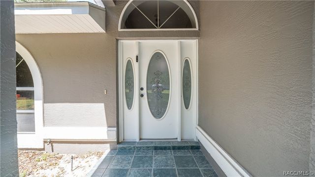 608 N Heathrow Drive, Lecanto, FL 34461