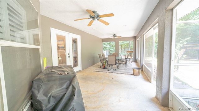 608 N Heathrow Drive, Lecanto, FL 34461