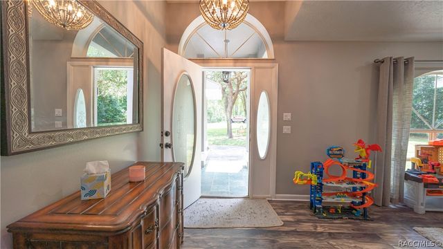 608 N Heathrow Drive, Lecanto, FL 34461