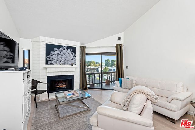 8600 Tuscany Avenue 419, Playa Del Rey, CA 90293