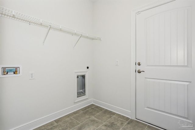 4016 Watergate Dr, Milton, FL 32583