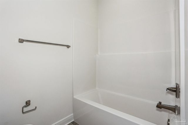 4016 Watergate Dr, Milton, FL 32583