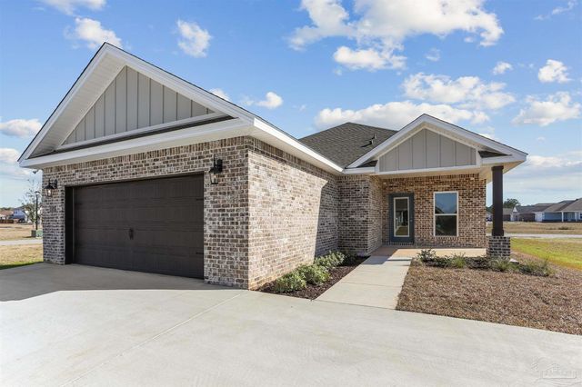 4016 Watergate Dr, Milton, FL 32583