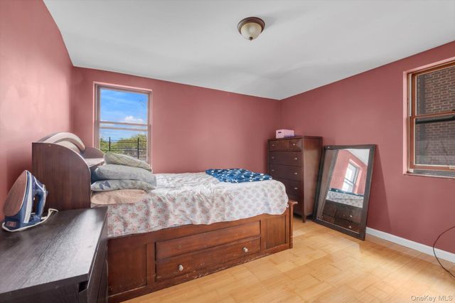 20-49 49th Street, Astoria, NY 11105