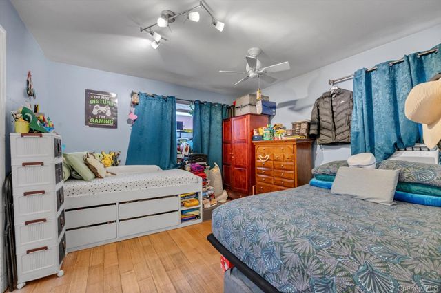 20-49 49th Street, Astoria, NY 11105
