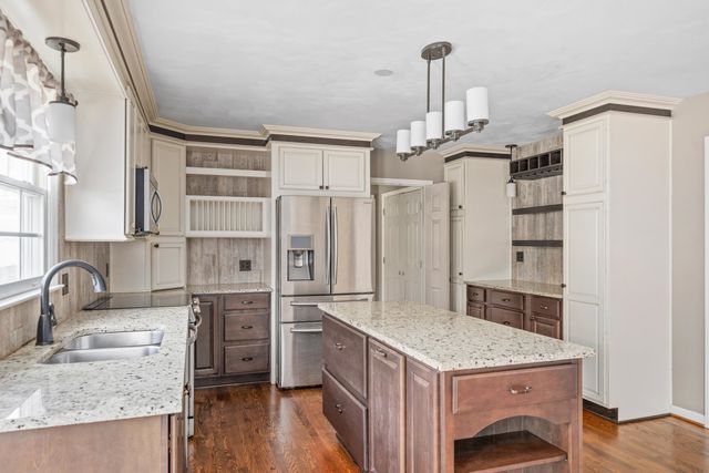 175 Wellington LN, Daleville, VA 24083