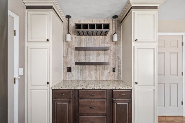 175 Wellington LN, Daleville, VA 24083