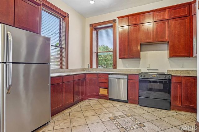 3166 Pennsylvania Avenue, St Louis, MO 63118