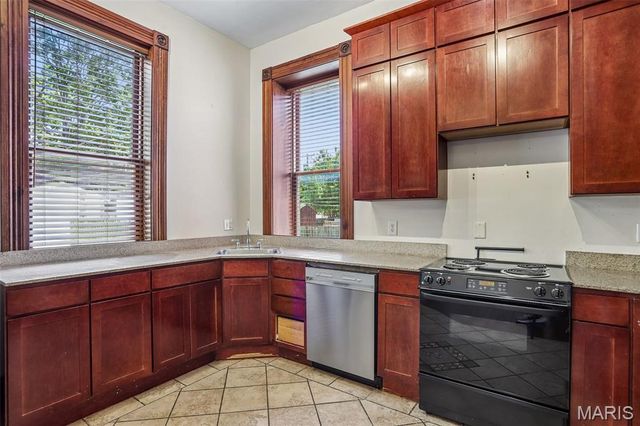 3166 Pennsylvania Avenue, St Louis, MO 63118