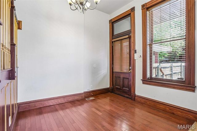 3166 Pennsylvania Avenue, St Louis, MO 63118