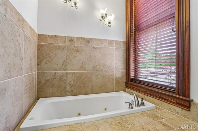 3166 Pennsylvania Avenue, St Louis, MO 63118