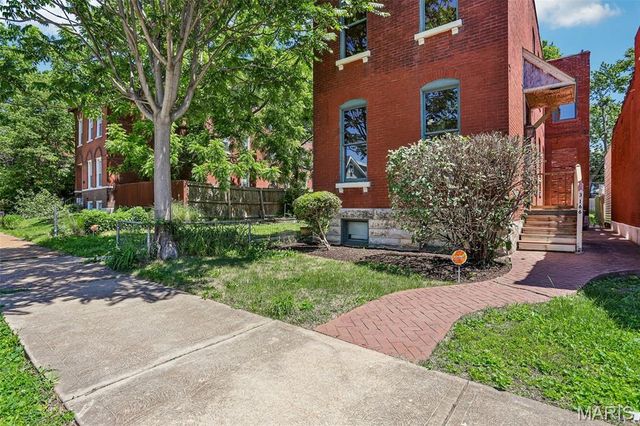 3166 Pennsylvania Avenue, St Louis, MO 63118