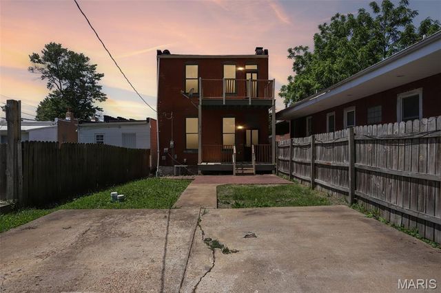 3166 Pennsylvania Avenue, St Louis, MO 63118