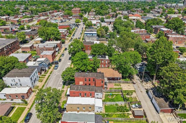 3166 Pennsylvania Avenue, St Louis, MO 63118
