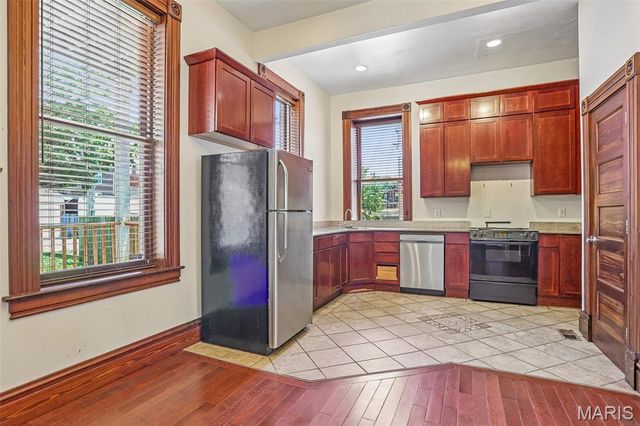 3166 Pennsylvania Avenue, St Louis, MO 63118