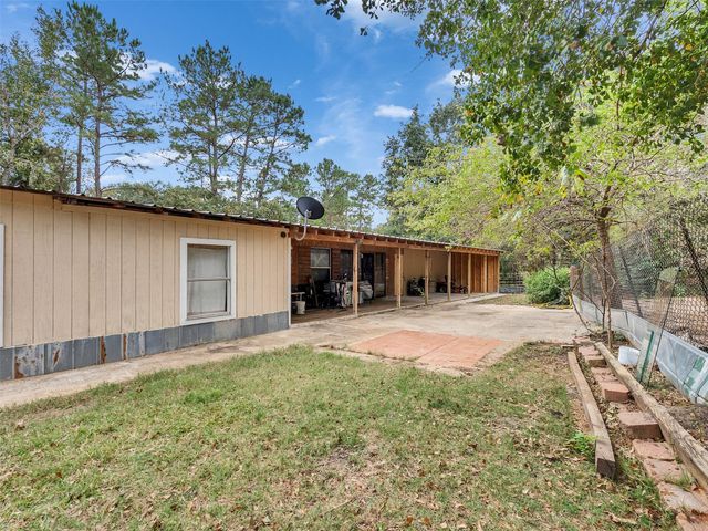 14321 Forest Circle E, Montgomery, TX 77356