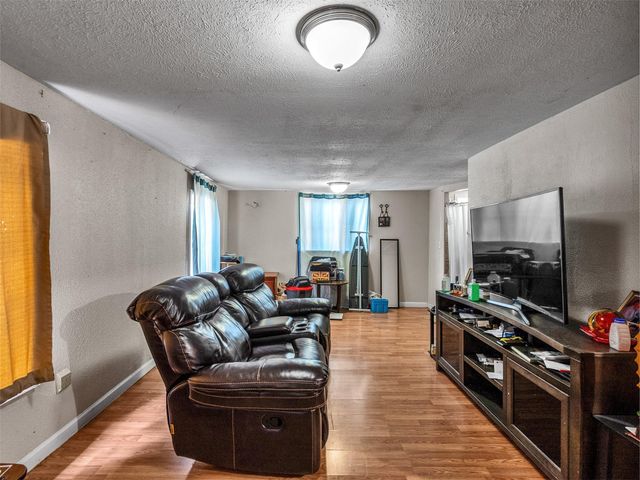 14321 Forest Circle E, Montgomery, TX 77356