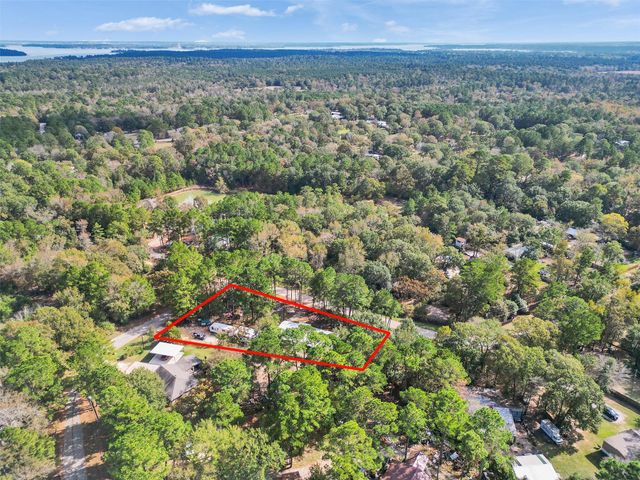 14321 Forest Circle E, Montgomery, TX 77356