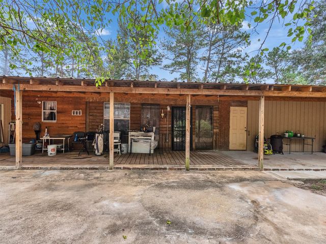 14321 Forest Circle E, Montgomery, TX 77356