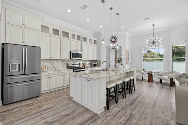 19 WESTCHESTER LANE, Palm Coast, FL 32164