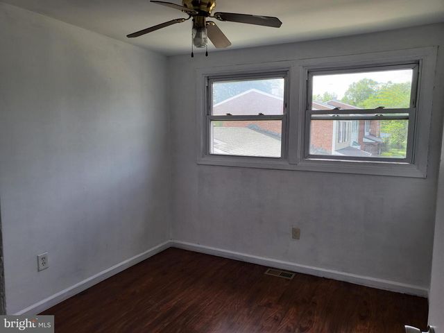 17 ROBERTS PL, Willingboro, NJ 08046