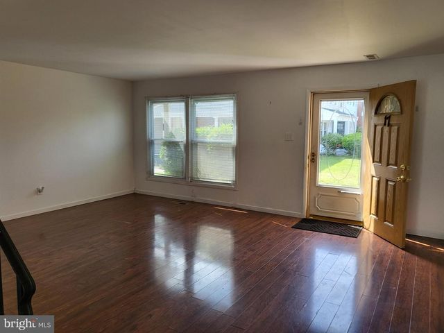 17 ROBERTS PL, Willingboro, NJ 08046