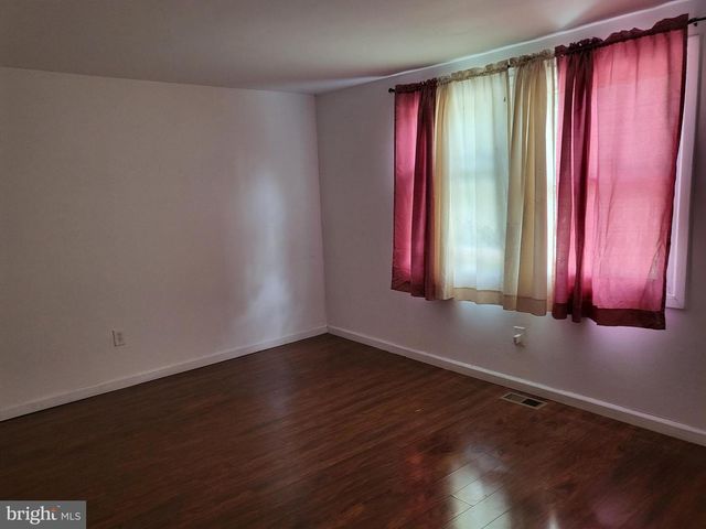 17 ROBERTS PL, Willingboro, NJ 08046