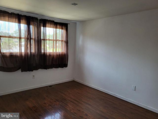 17 ROBERTS PL, Willingboro, NJ 08046