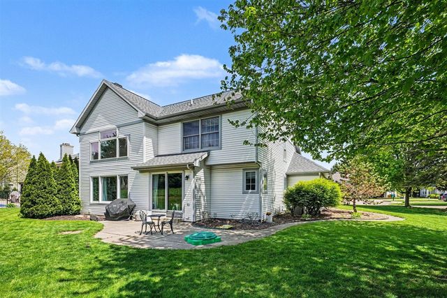 7364 Hampstead Lane, Portage, MI 49024