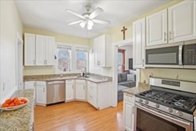 123 White St, Belmont, MA 02478